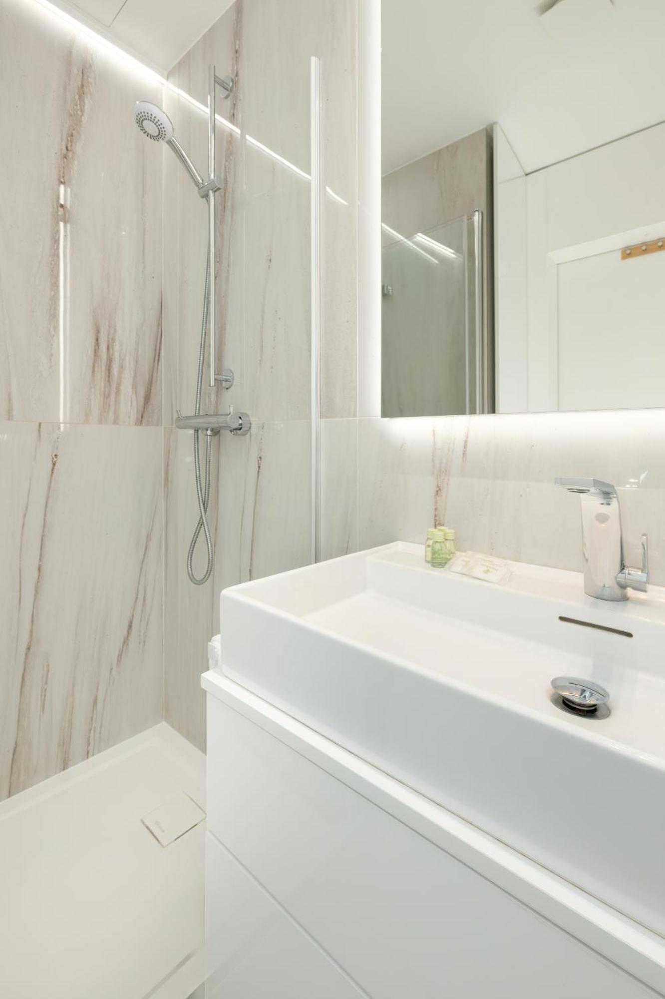 Shelter Luxury Apartament Рогово Экстерьер фото