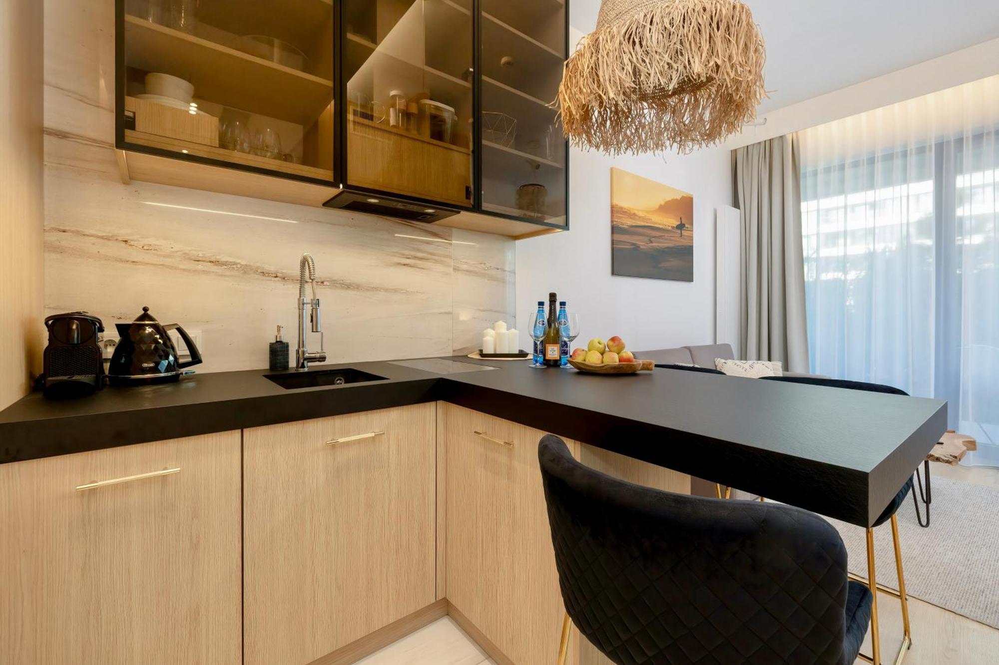 Shelter Luxury Apartament Рогово Экстерьер фото