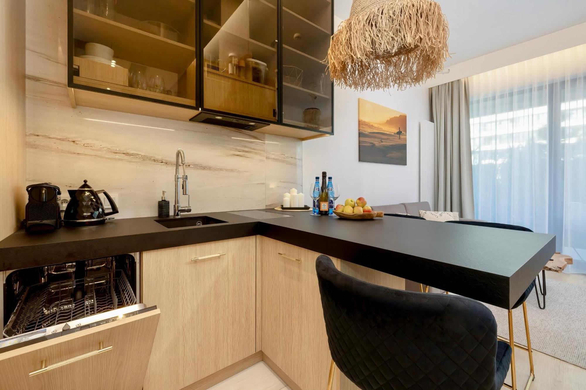 Shelter Luxury Apartament Рогово Экстерьер фото